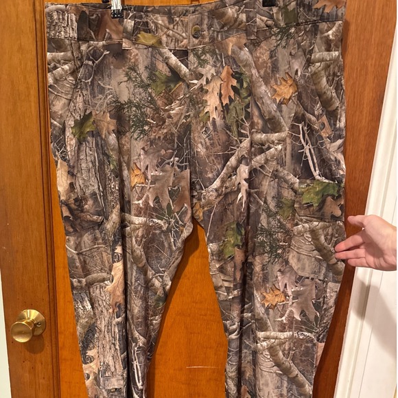 SHE Outdoor pants XXL Bass Pro lightweight camo poly spandex blend hunting - Picture 7 of 10